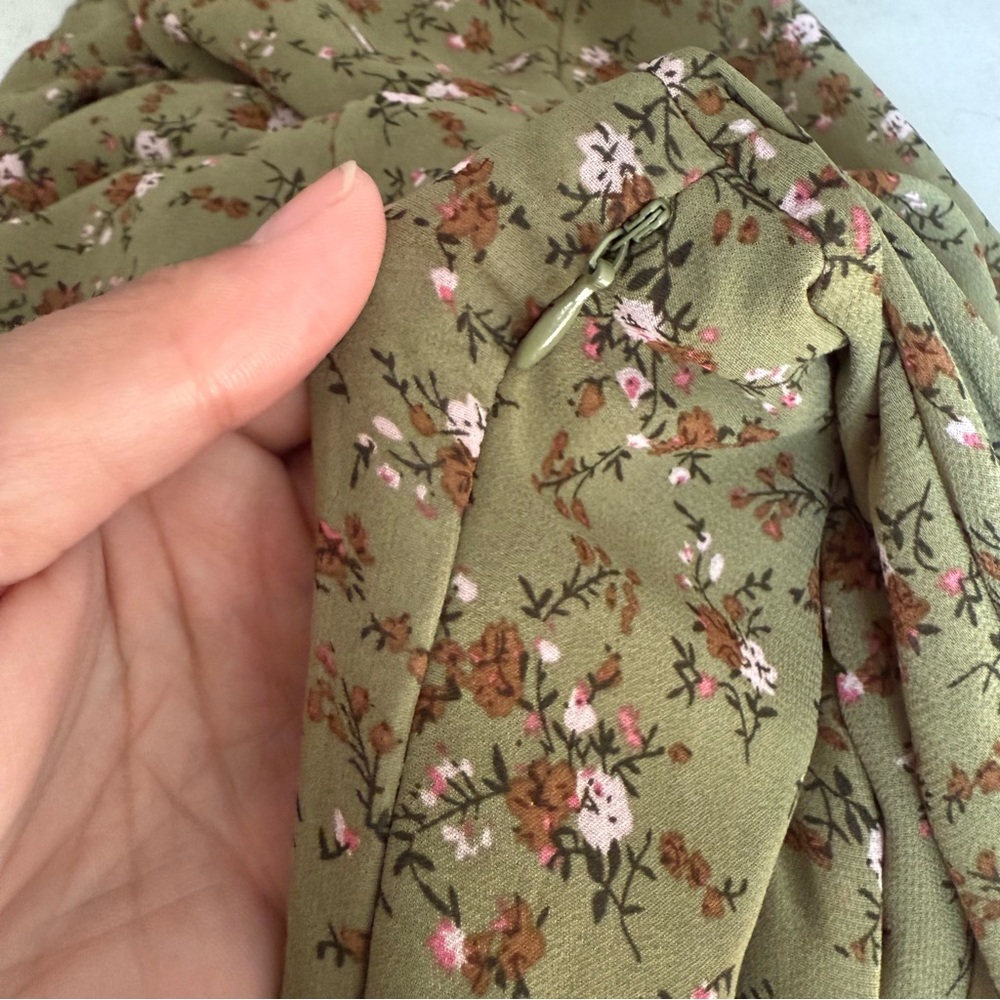 Nasty Gal Olive Floral Long Sleeve Midi Dress w/ Slits Size 6 Cottagecore Boho - Picture 11 of 12
